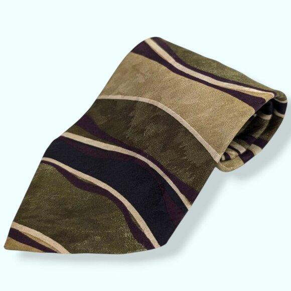 Enrico Carlucci 100% Silk Tie - Picture 2 of 4